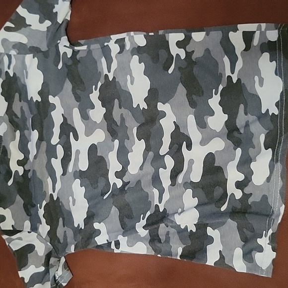 Boys champion t shirt - Picture 5 of 5